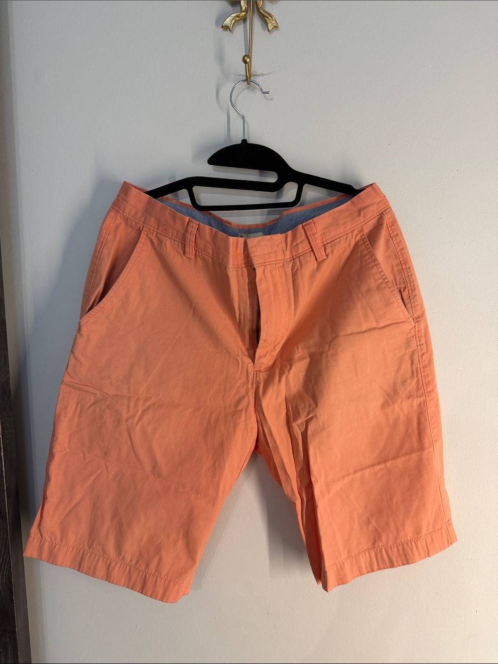J CREW Classic Men's Casual Cotton Blend Shorts - Coral MEDIUM